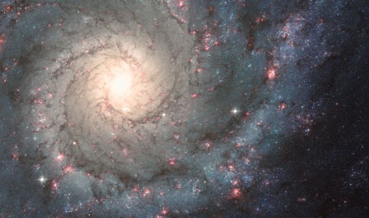Astronomlar, evrenin 1,3 milyon süper kütleli kara delik içeren yeni bir haritasını oluşturdu