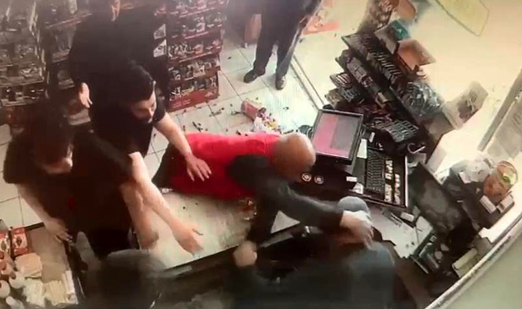 Antalya'da dükkan sahibi ile seçim broşürü dağıtmak isteyenler arasında çıkan kavga ölümle sonuçlandı