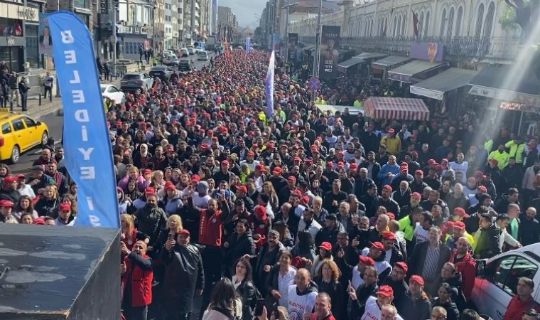 İzmir’de 6 bin işçi iş bıraktı