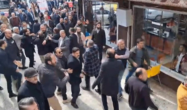 Kartal'da 'pankart krizi': Meral Akşener'in esnaf ziyareti sırasında arbede