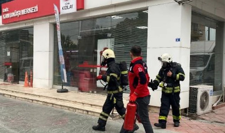 Kızılay'ın Batı Akdeniz Kan Merkezi binasında yangın