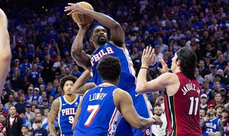 NBA'de Joel Embiid double-double yaptı Philadelphia 76ers play-off biletini kaptı