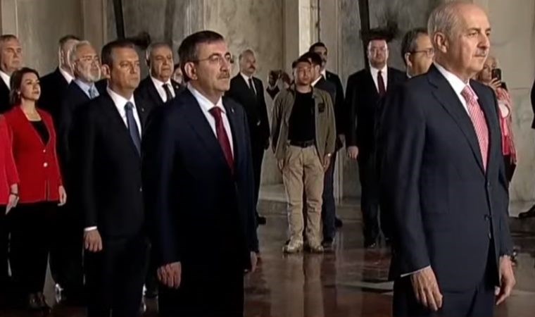 Devlet erkanı Anıtkabir'de! 23 Nisan töreninde tek genel başkan… - Son  Dakika Türkiye Haberleri | Cumhuriyet