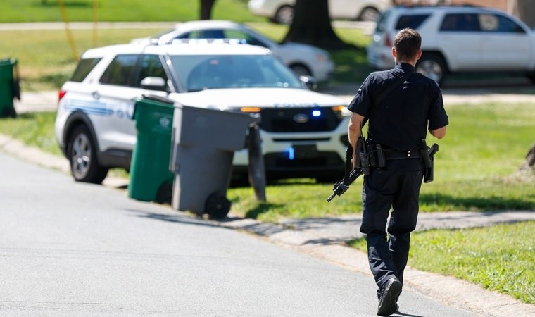 ABD'de polislere silahlı saldırı: Ölü ve yaralılar var